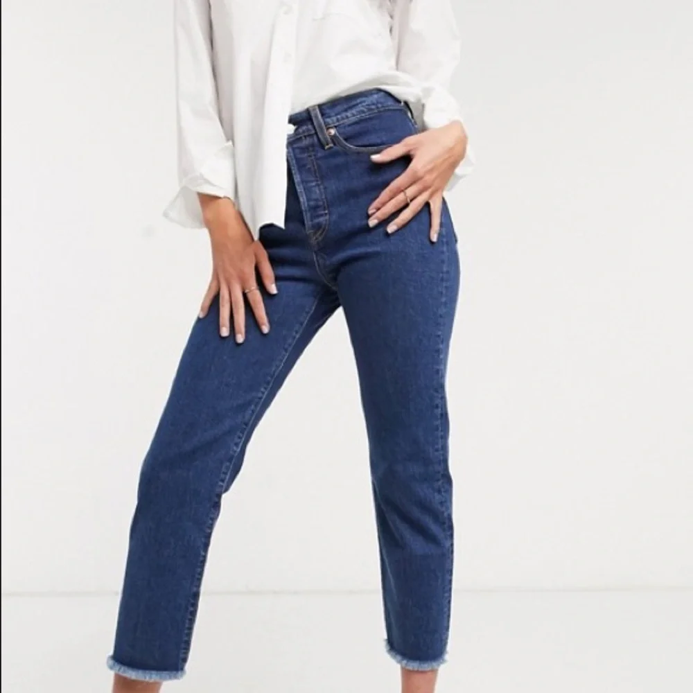 New Levi’s wedgie straight high rise jeans - Picture 3 of 9